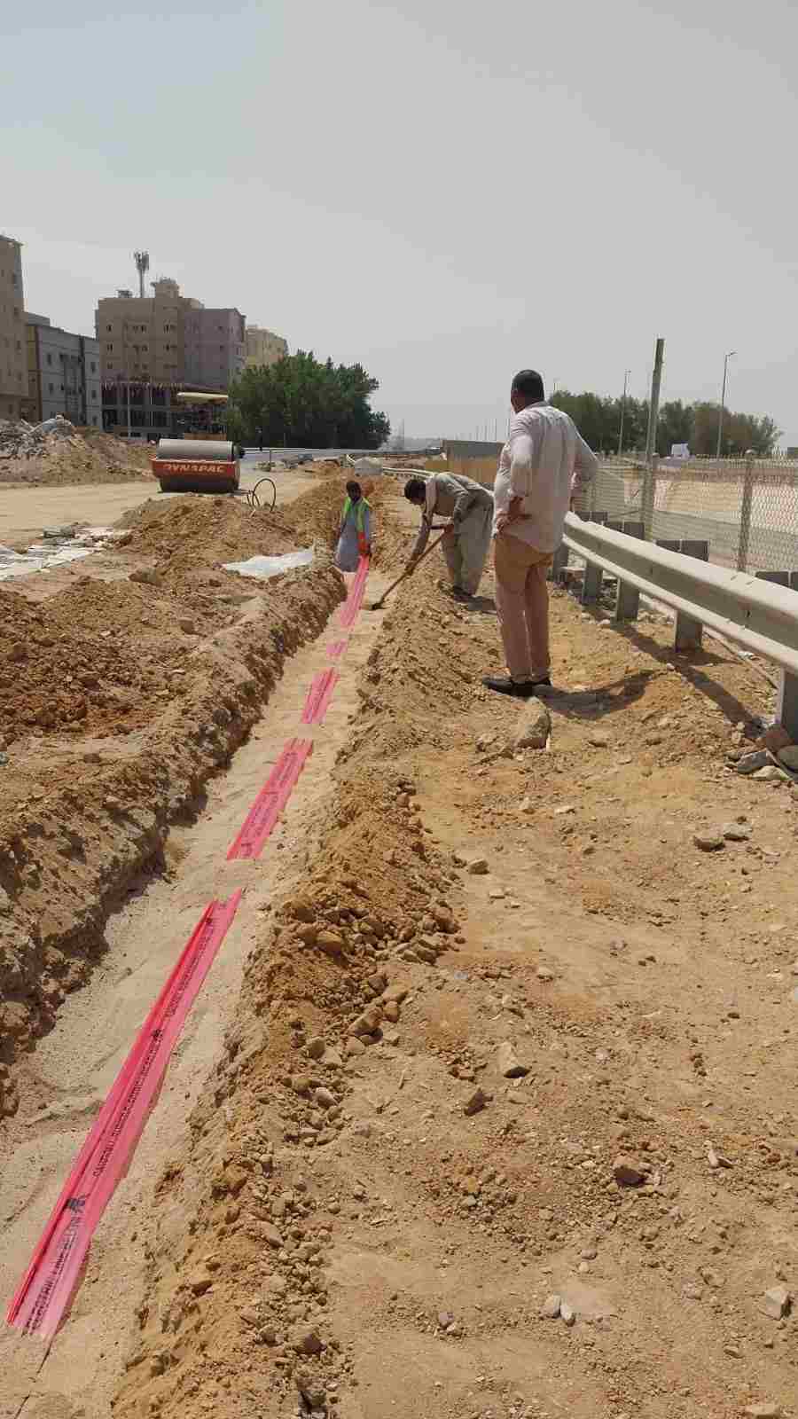 أعمال طرق وأرصفة وإنارة — 20