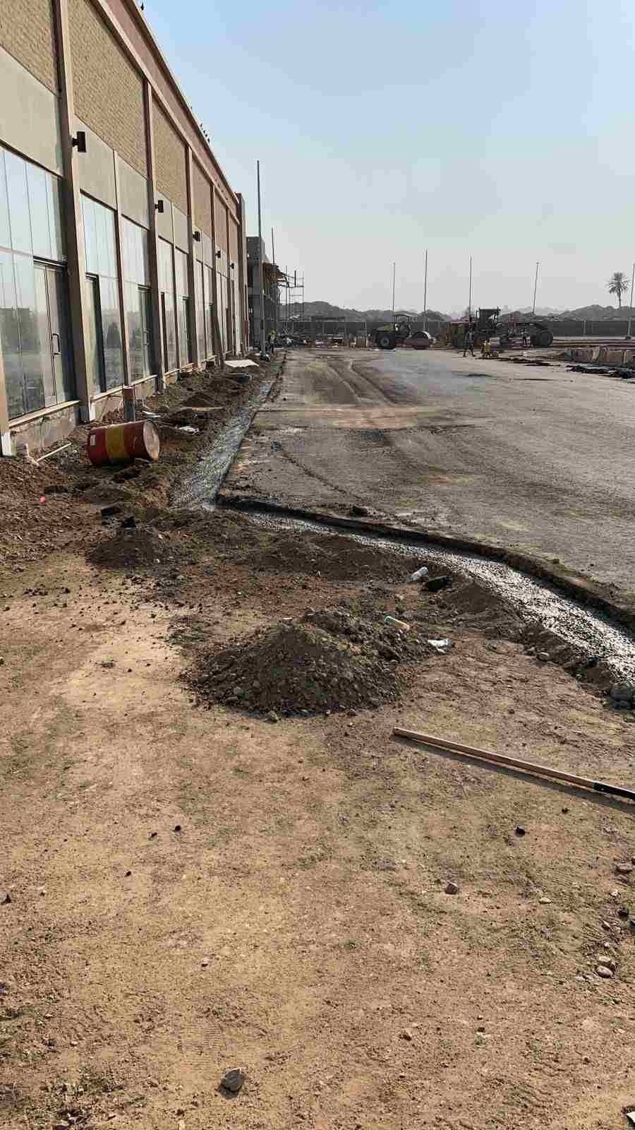 أعمال طرق وأرصفة وإنارة — 38